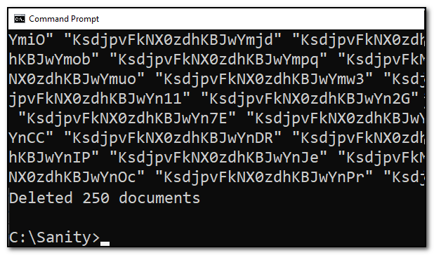 Skjermbilde av kommandolinjevindu med beskjed om at 250 dokumenter ble slettet.